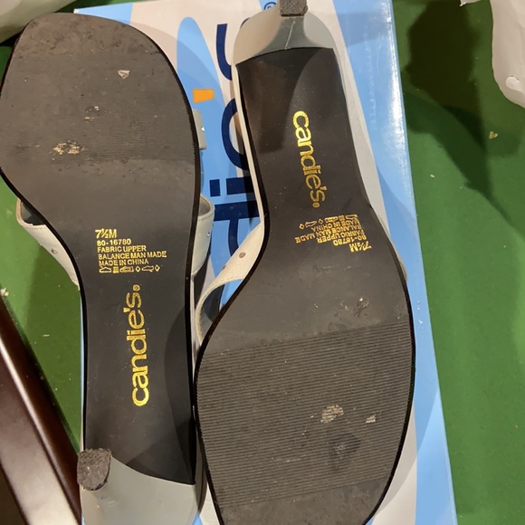 Heels - Picture 3 of 4